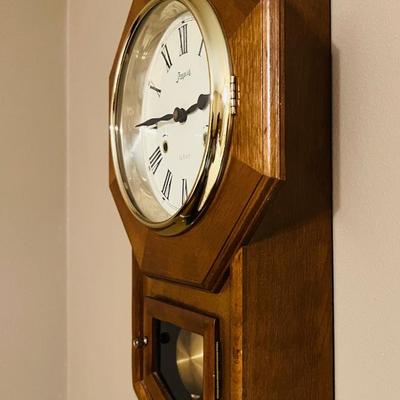 SPIEGEL & CO OCTAGON CLOCK 31 Day Clock