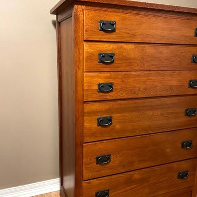 Vaughan Tall Gentlemanâ€™s Chest