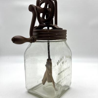 No. 20 DAZEY Churn Glass Butter Churn with Wood Paddle