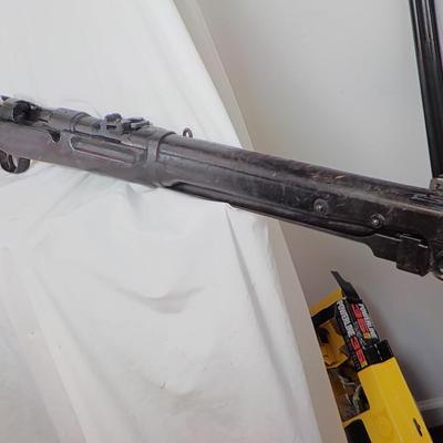 Arasaka type 38 6.5 mm  Carbine and fixed Bayonet.est.$200 to $500.