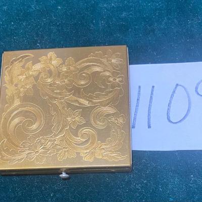 Vintage 1960s Compact