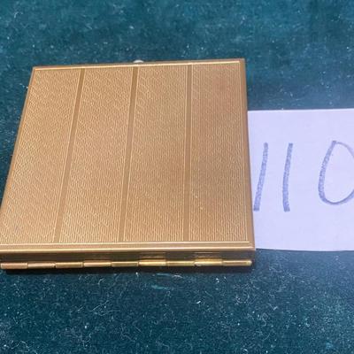 Vintage 1960s Compact