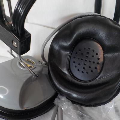 1960 's head phones never used. est $10.00