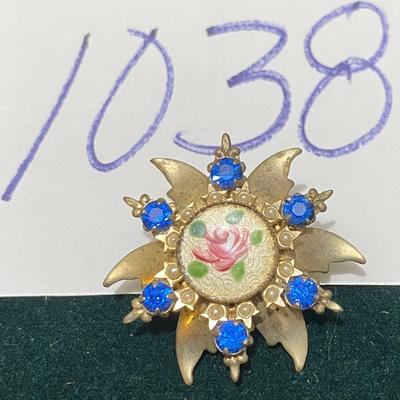 Vintage Victorian Style Brooch