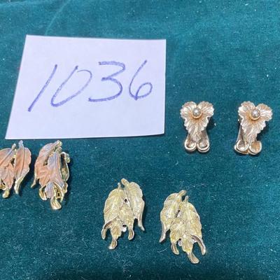 Vintage Leaf Clip On Earrings