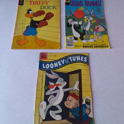 Comic Books Daffy Duck, Looney tunes and Bugs Bunny