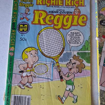 Comic books, Scamp, Reggie rich, Casper and Popeye