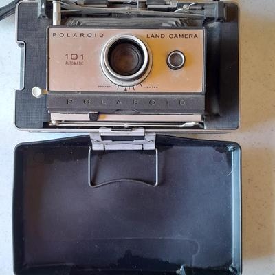 Vintage Polaroid land camera 101 Automatic