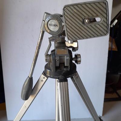 Vivitar TEC155 35mm Camera with Velbon tripod