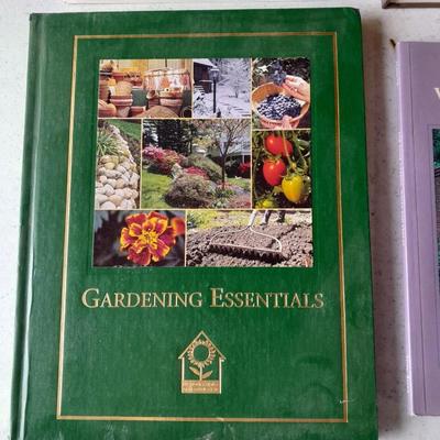 Gardening books Walls and Fences, Conifers and heathers, Gardening essentials