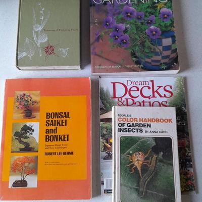 Gardening books Container gardening, Garden insects, Bonsai Saiki, and taxonomy of flowering plants