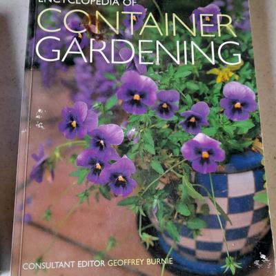 Gardening books Container gardening, Garden insects, Bonsai Saiki, and taxonomy of flowering plants