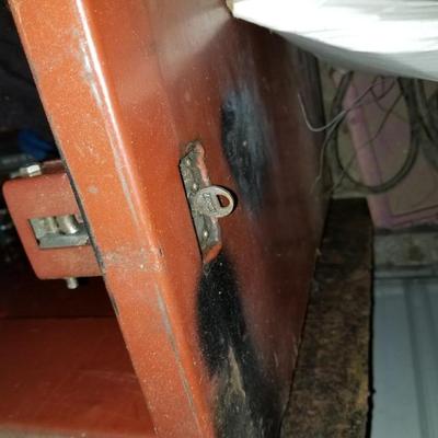 Delta Locking Cabinet