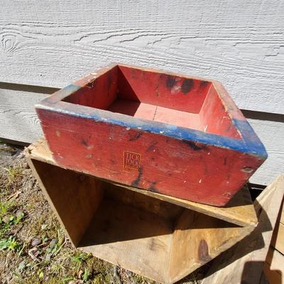 Old Wooden Ad Crates and Boxes (OB4-BBL)