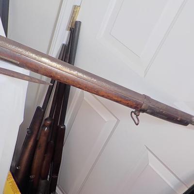 Harper's Ferry 1825  (Stamped) Cadet Rifle. est.$200 to $700.