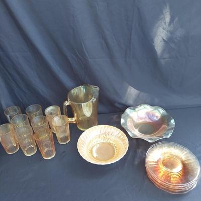 Vintage Carnival Glass Dishes and more (OB4-BBL)