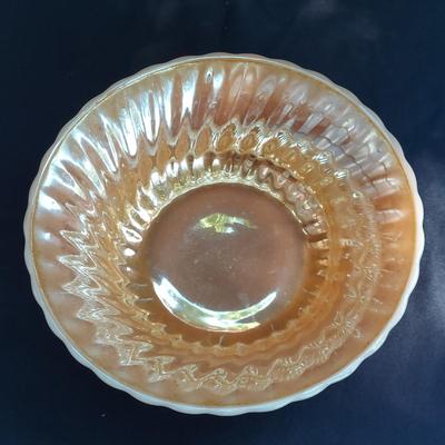 Vintage Carnival Glass Dishes and more (OB4-BBL)