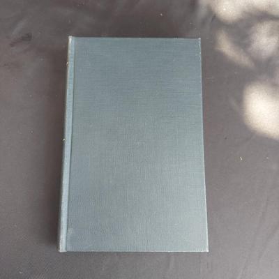 Antique Apothecary Bottles and Jars (OB4-BBL)