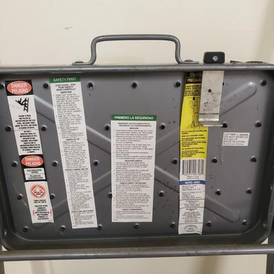 Werner, Gorilla and Rubbermaid Step Ladders (G-KD)