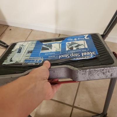 Werner, Gorilla and Rubbermaid Step Ladders (G-KD)