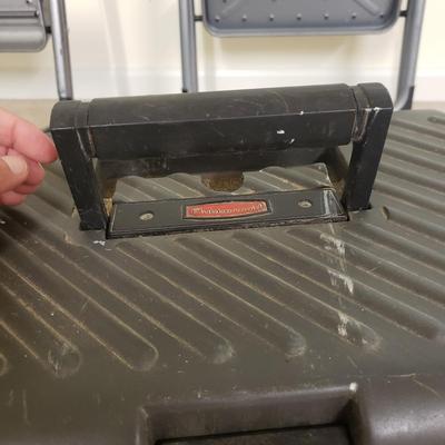 Werner, Gorilla and Rubbermaid Step Ladders (G-KD)