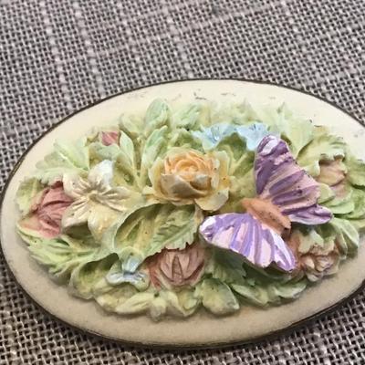 Vintage 3D Brooch pastel color resin butterfly  flowers figural oval pin brooch