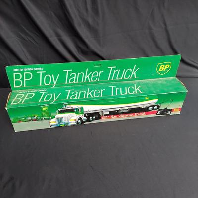Diecast Collectable Semi Trucks (OB4-BBL)