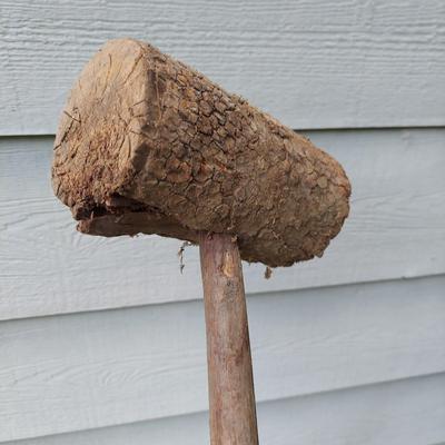 Antique Wooden box w/ Hinged Lid and Mallet (OB4-BBL)