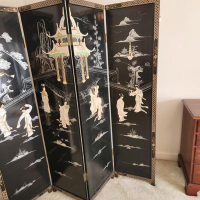 Vintage Asian Chinoiserie Mother of Pearl Hand Painted 4 Panel Screen