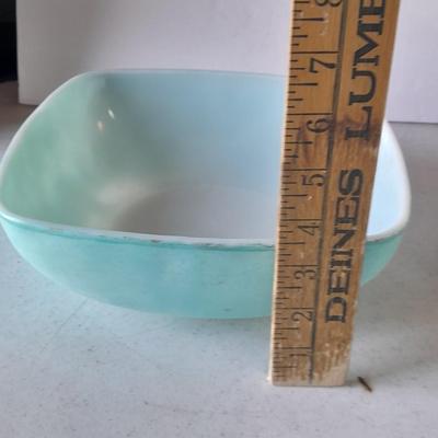 Pyrex > EARLY AMERICAN Gold on Brown Handled Casserole with lid and Pyrex Turquoise Chip Square Bowl