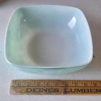 Pyrex > EARLY AMERICAN Gold on Brown Handled Casserole with lid and Pyrex Turquoise Chip Square Bowl