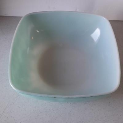 Pyrex > EARLY AMERICAN Gold on Brown Handled Casserole with lid and Pyrex Turquoise Chip Square Bowl