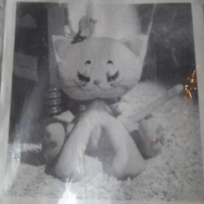 Two vintage Bucilla Needlework kits > opened but appear complete