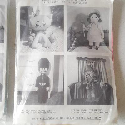 Two vintage Bucilla Needlework kits > opened but appear complete