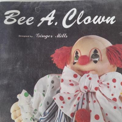 Two Ginger Mills craft kits Bee a clown and Love a clown