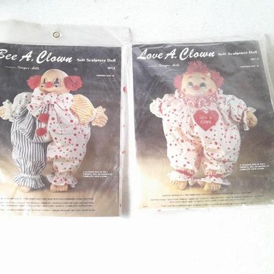 Two Ginger Mills craft kits Bee a clown and Love a clown