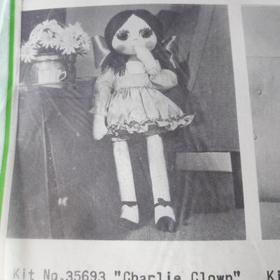 Vintage Bucilla needlecraft kit "windsome dolly"