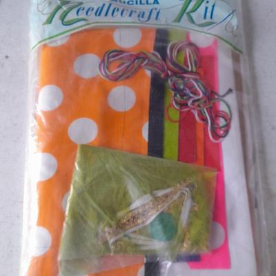 Bucilla Vintage needlecraft kit "Charlie Clown"