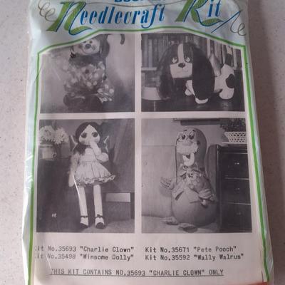 Bucilla Vintage needlecraft kit "Charlie Clown"