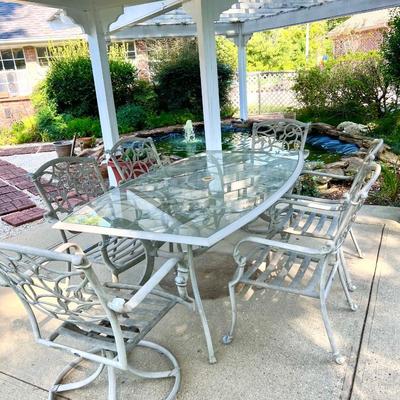 HAMPTON BAY Outdoor Table & 6 Chairs
