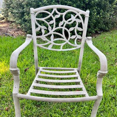 HAMPTON BAY Outdoor Table & 6 Chairs