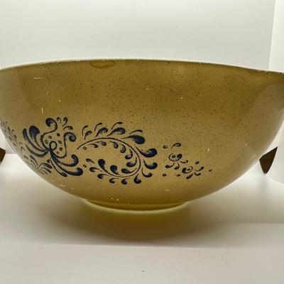 Set of 3 Pyrex Mixing Bowls