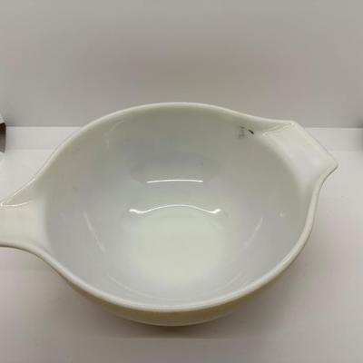 Set of 3 Pyrex Mixing Bowls