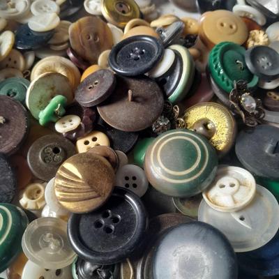 Ziplock bag of Buttons, new, old, vintage and antique