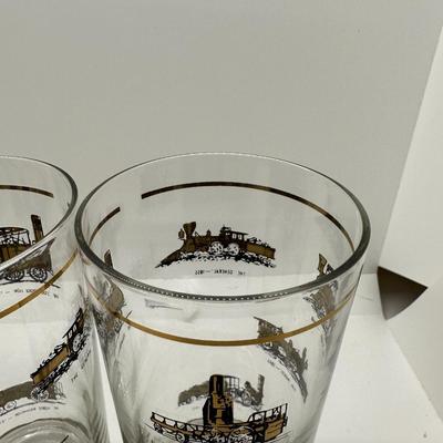 Set of (4) Vintage Collectors Glasses of Trains (See Description)