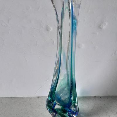 Beautiful Vintage Blue and clear swung / blown glass bud vase with Anchor Hocking three toed dish