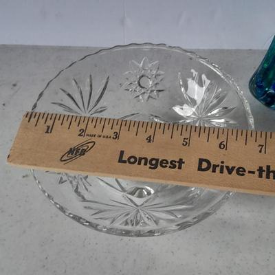 Beautiful Vintage Blue and clear swung / blown glass bud vase with Anchor Hocking three toed dish