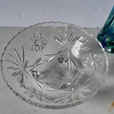 Beautiful Vintage Blue and clear swung / blown glass bud vase with Anchor Hocking three toed dish