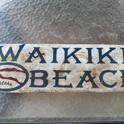 Four Wooden Hawaii Decor (4) total