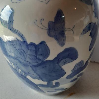 Large, 12" lidded Ginger jar